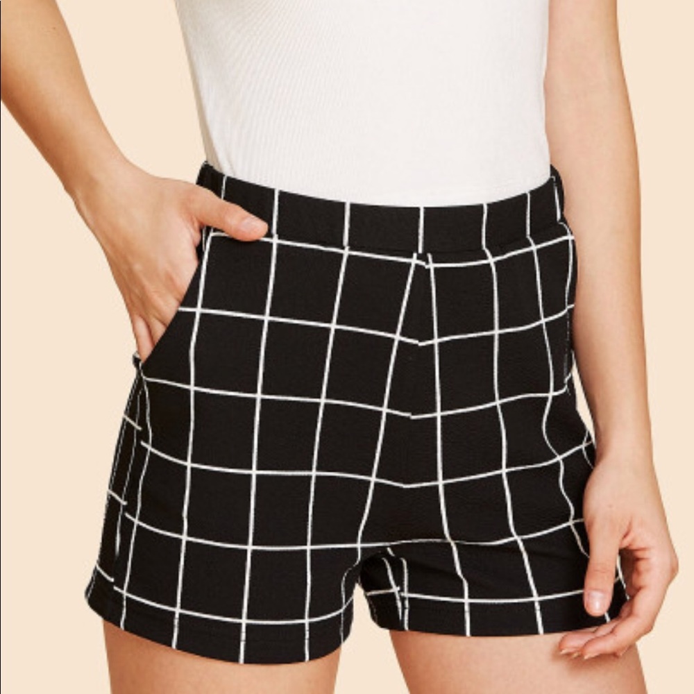 ✨Elastic Waist Gris Shorts✨